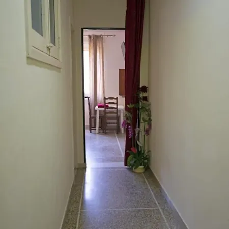 Guest house Les Corso Roma 3*